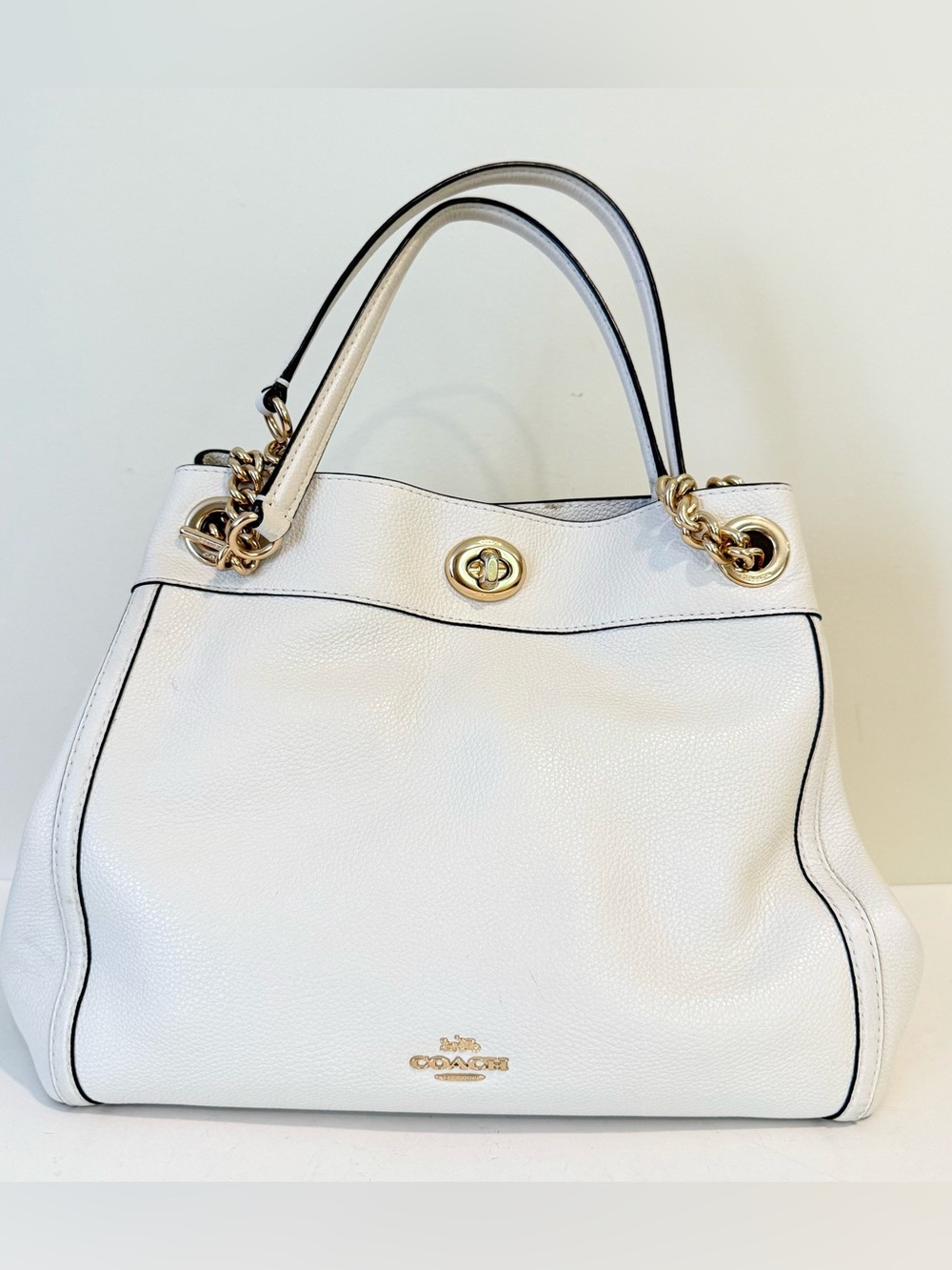 Coach 36855 Turnlock Edie in Pebble Leather Shoulder Bag Purse White Gold
